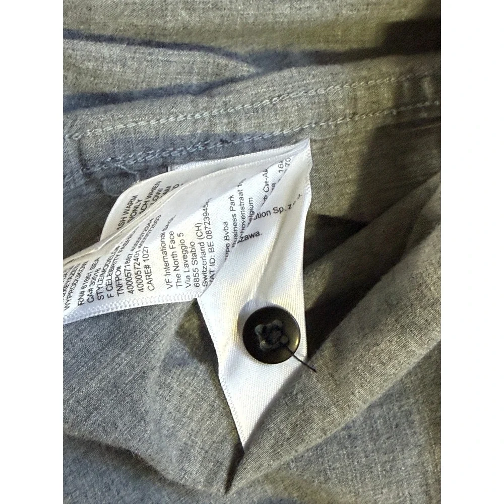 The North‎ Face Button Down Shirt Mens XXL Gray Wolf Print Short Sleeve Cotton